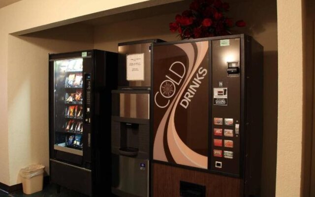 Candlelight Inn & Suites Hwy 69 near McAlester