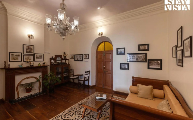 StayVista at Greenwood Bungalow