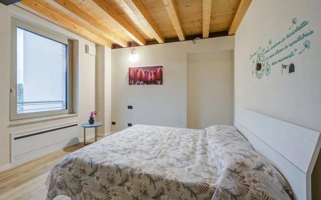 Ricomilla-ulivo -balcony, Garden & Privat