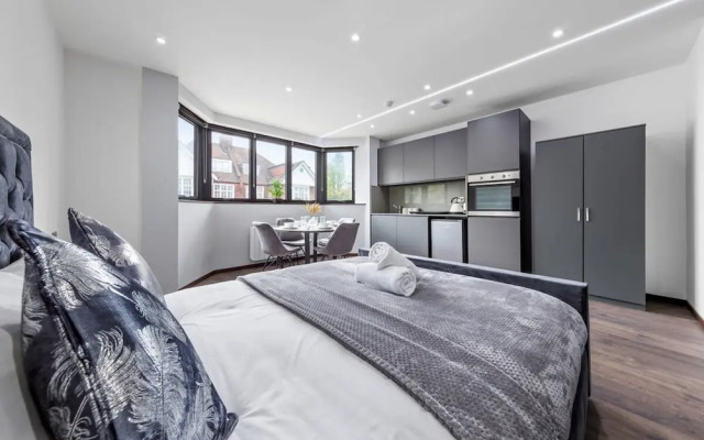 Serviced Studio Flat Near London Northern Line