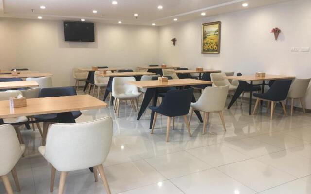 Hanting Hotel Zhangjiagang Golden Port