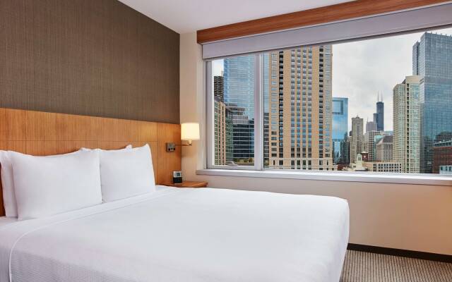 Hyatt Place Chicago/River North