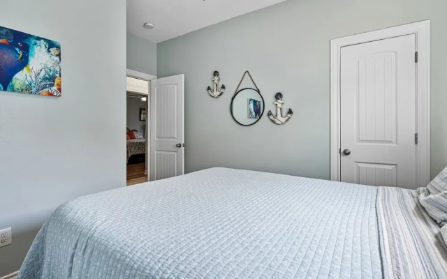 Outlaw's Inn 3 Bedroom Home