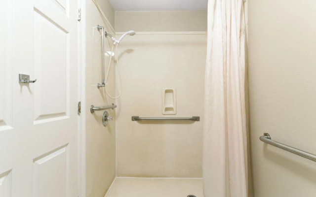 Super 8 by Wyndham Jackson/Ridgeland