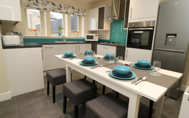 Modern Town House Shepley