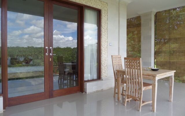 Sayan Terrace Resort