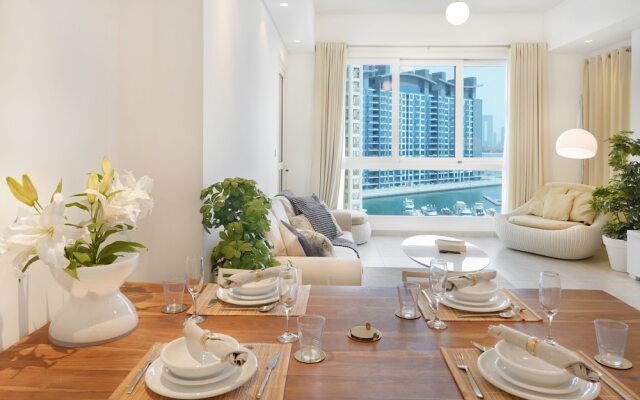 Maison Privee - Modern and Airy 2BR in Palm Jumeirah