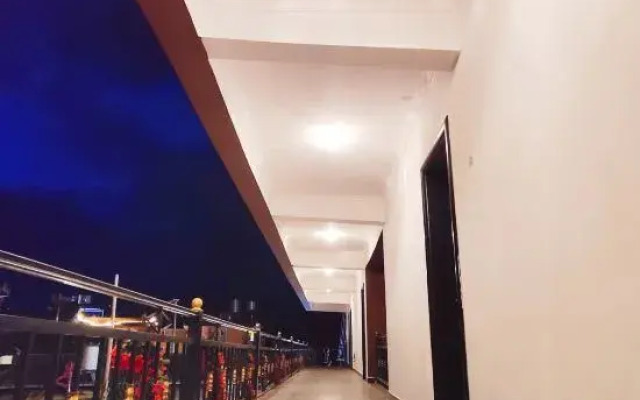 Fanbo Hotel
