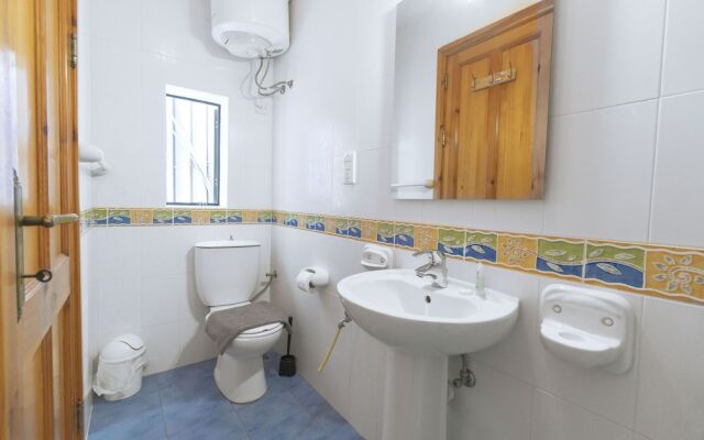 Getawaysmalta - Harbour Lights Seafront Penthouse With Terrace St Paul's Bay