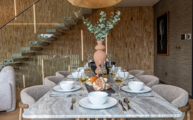 Incredible Camps Bay Escape w Pool Solange Villa