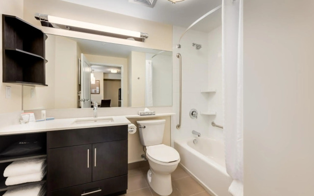 Park Inn by Radisson, Calgary Airport North, AB