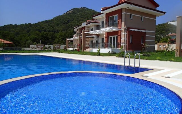 Golden Golf Sarigerme Villalari