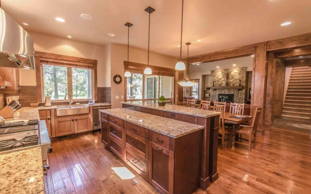 Virginia Rail Lane 9