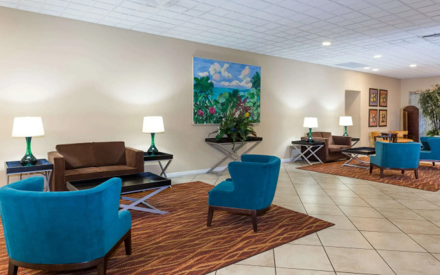 Ramada by Wyndham Kissimmee Gateway