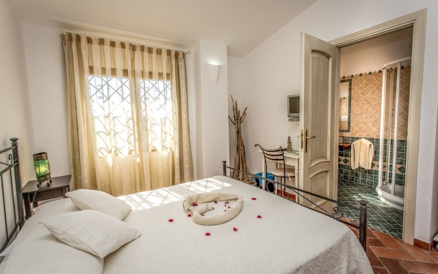 Dolce Luna Bed and Breakfast