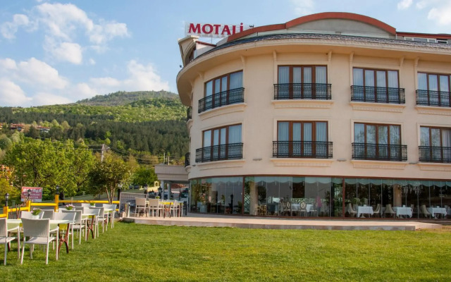 Motali Life Hotel