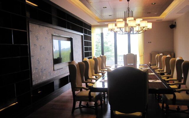 Silverworld Hotel