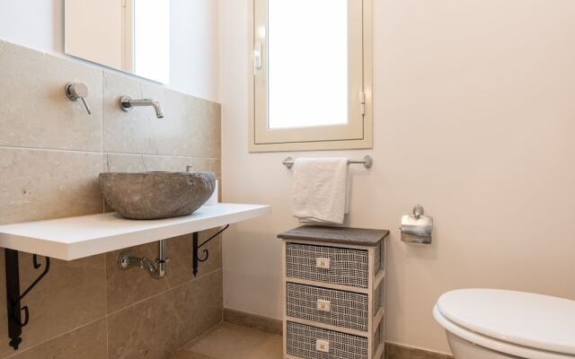 Belvilla by OYO Comfy Villa in Noto With Garden