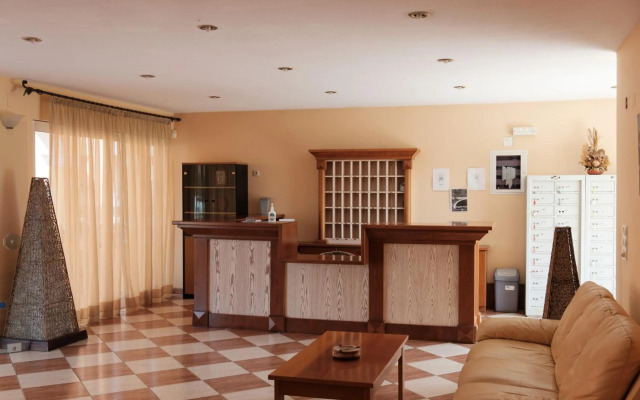 Luisa Hotel-Apartments