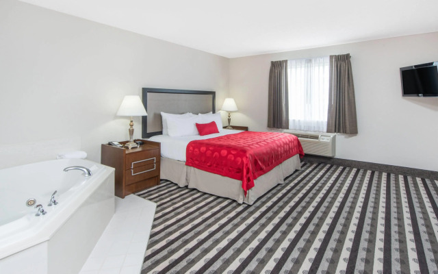 Ramada by Wyndham Springfield North
