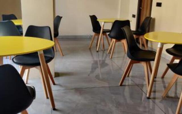 Stay10 Studio Apartments