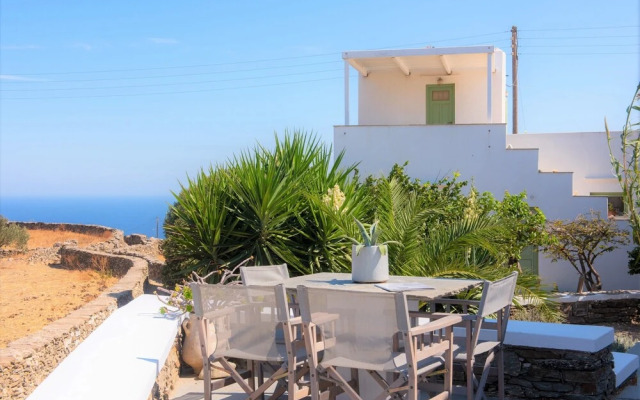 Villa Arades Sifnos with Private Pool