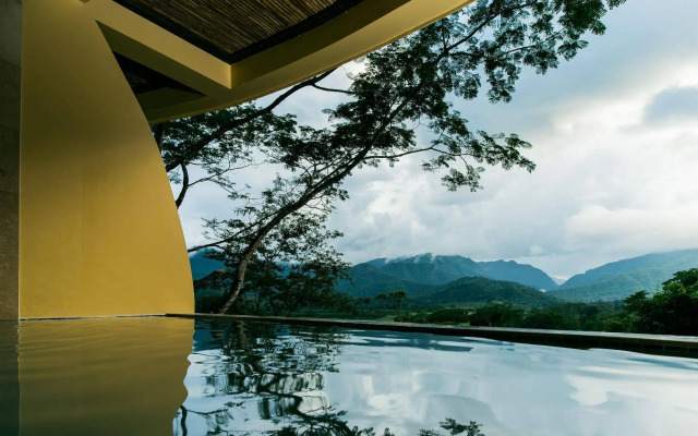 Sleeping Giant Rainforest Lodge