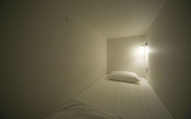The Micro Museum Hostel Uguisudani