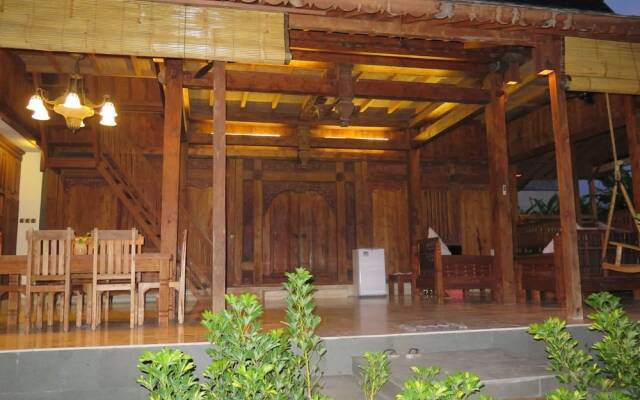 Intan Mutiara Sanur Beach Villa