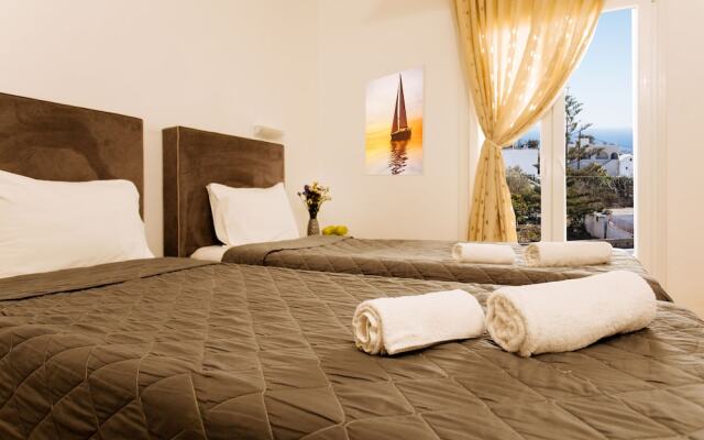 Nikos Hotel