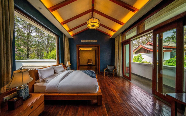 Mengdiezhuang Hotel - Lijiang