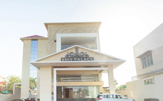 Shiv Palace by OYO Rooms