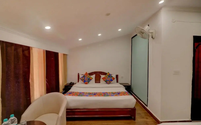 Fabhotel F9 Mall Road