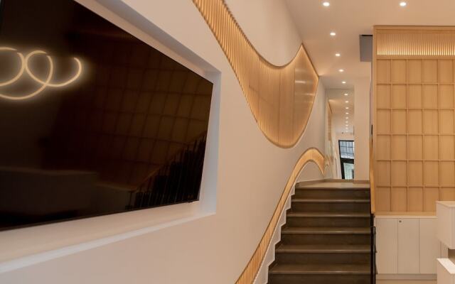 Contessa Bianca Luxury Suites