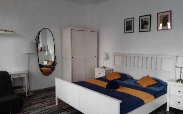 Studio Mai si Apartament Mai 2