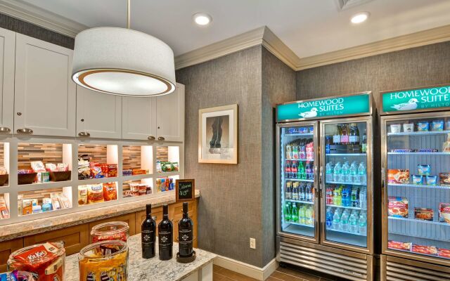 Homewood Suites by Hilton Windsor Locks Hartford