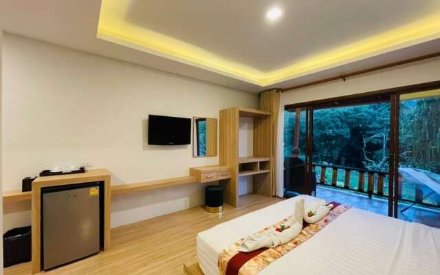 Phurin Thara Resort