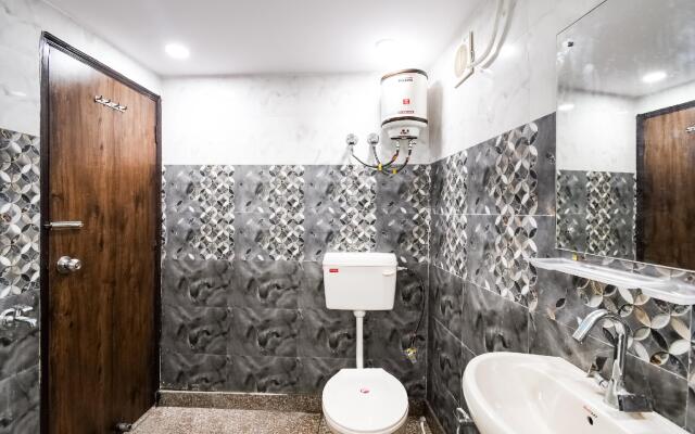 OYO Flagship 66872 Stay Together