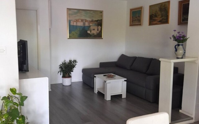 Apartment Ines