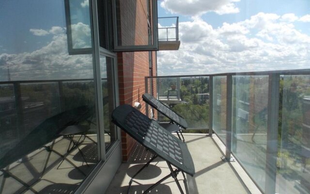 Fastlane Suites Rouleau