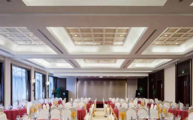 Suzhou Jingzhai Hotel