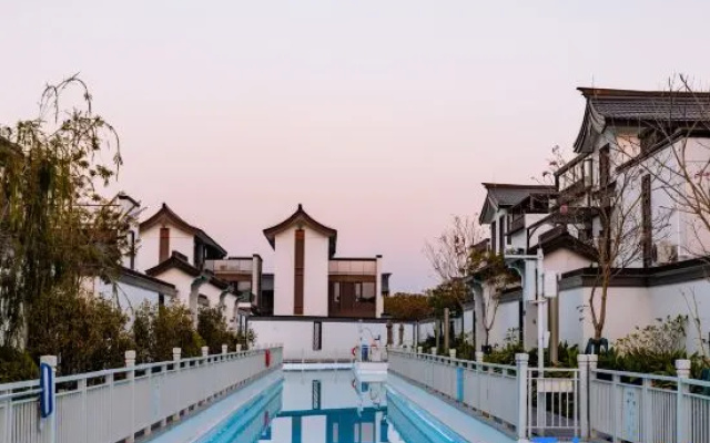 Qingyuan Suye Hot Spring Resort Villa – Pool – Qingyuan