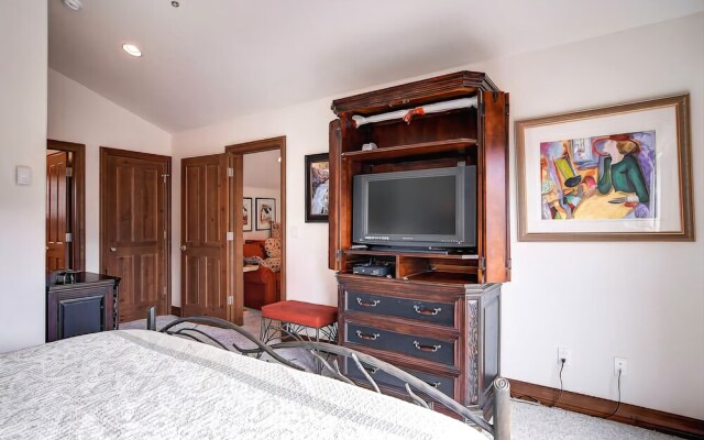 North Breckenridge - Golf Course by CRMR