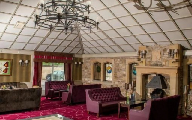 Allingham Arms Hotel