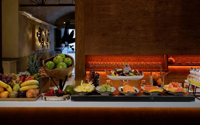 NH Collection Palacio de Tepa