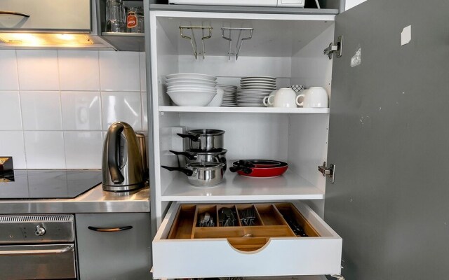 QV Waterfront City Centre Apartment -557