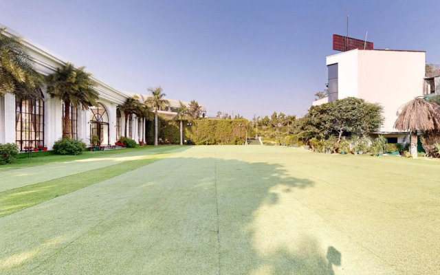 Fabhotel Prime Luxera