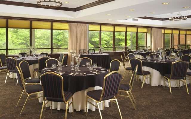 Sheraton Suites Akron Cuyahoga Falls