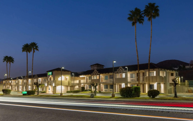 Quality Inn Lake Elsinore I-15