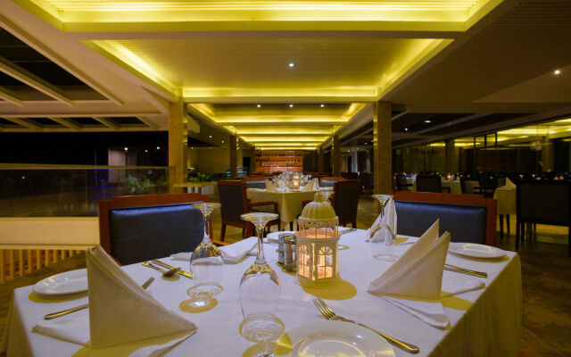 Swiss Lenana Mount Hotel